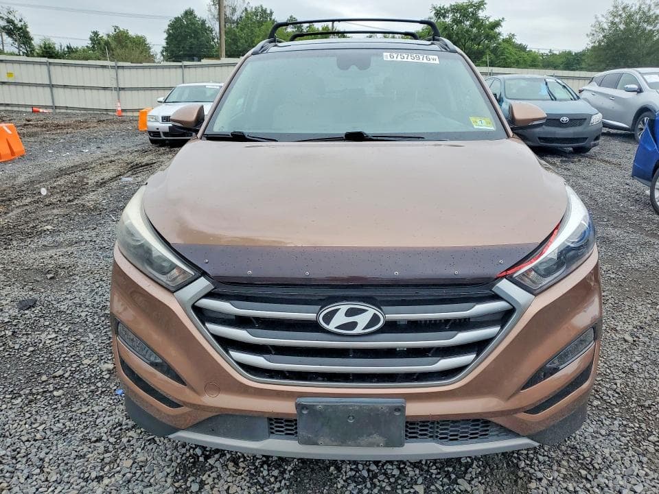 2017 HYUNDAI TUCSON LIMITED 5