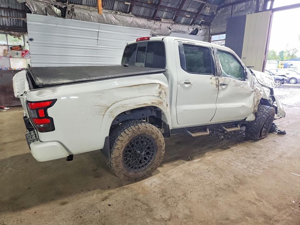 2022 NISSAN FRONTIER SV 3