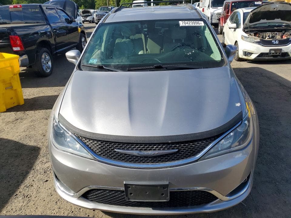 2017 CHRYSLER PACIFICA TOURING L PLUS 5