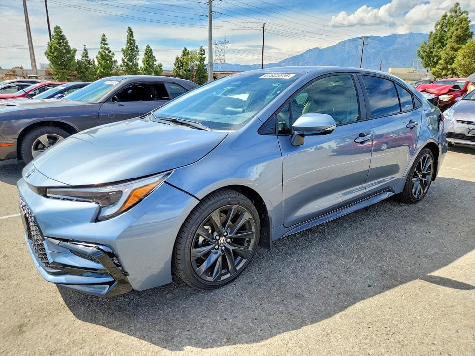 2026 TOYOTA COROLLA SE - 1