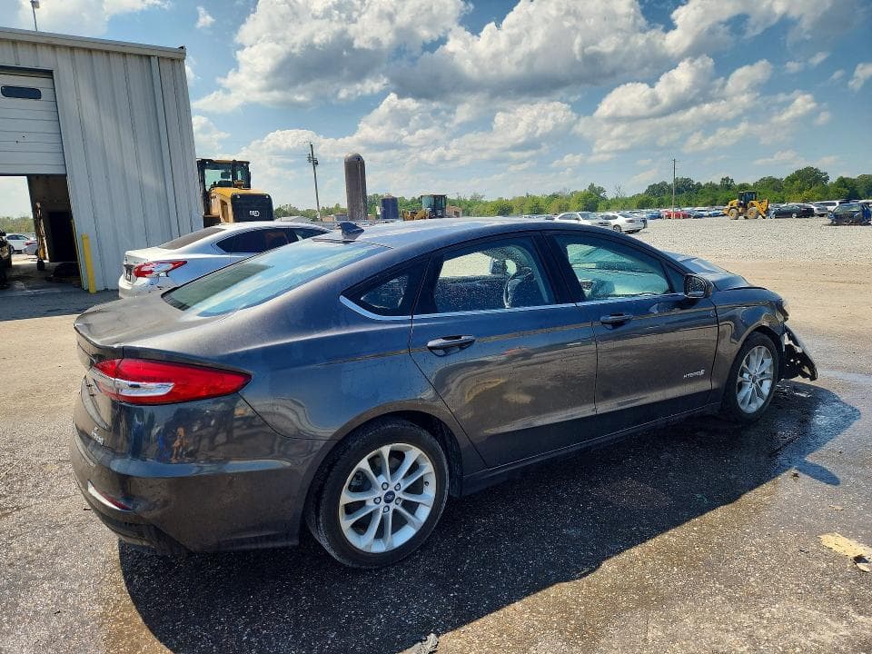 2019 FORD FUSION SE 3