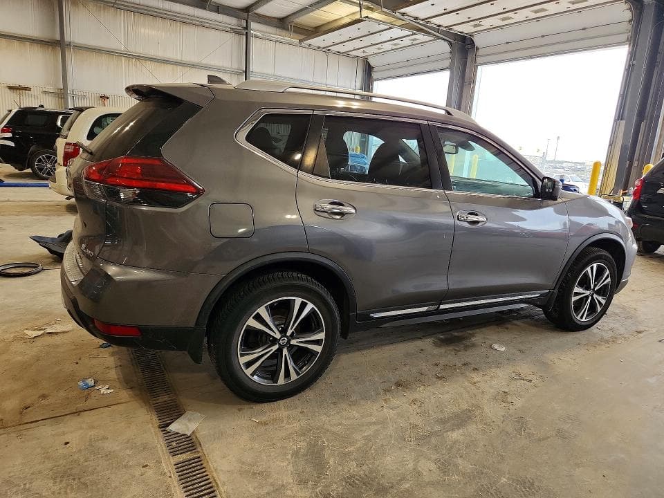 2017 NISSAN ROGUE SL 3