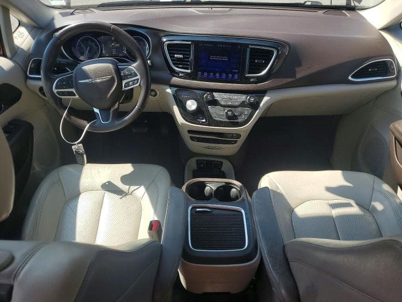 2017 CHRYSLER PACIFICA TOURING L PLUS 8