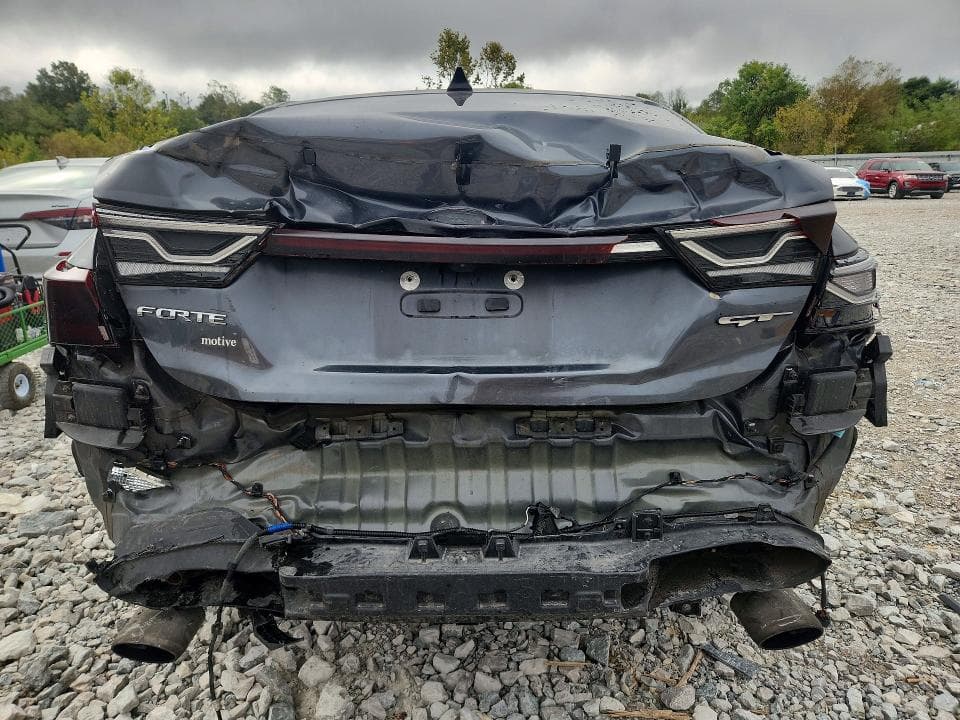 2021 KIA FORTE GT 6