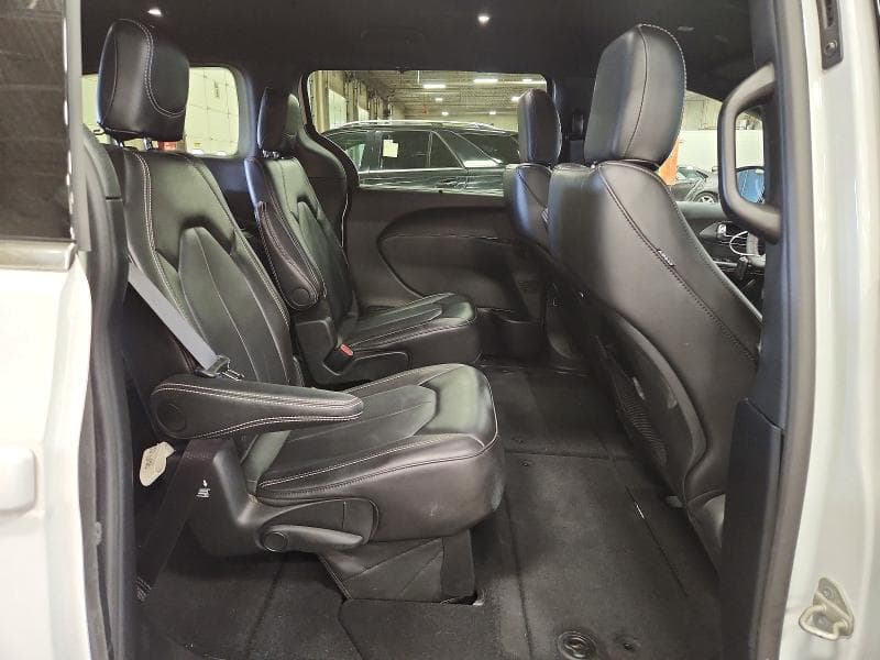 2026 CHRYSLER PACIFICA SELECT 11