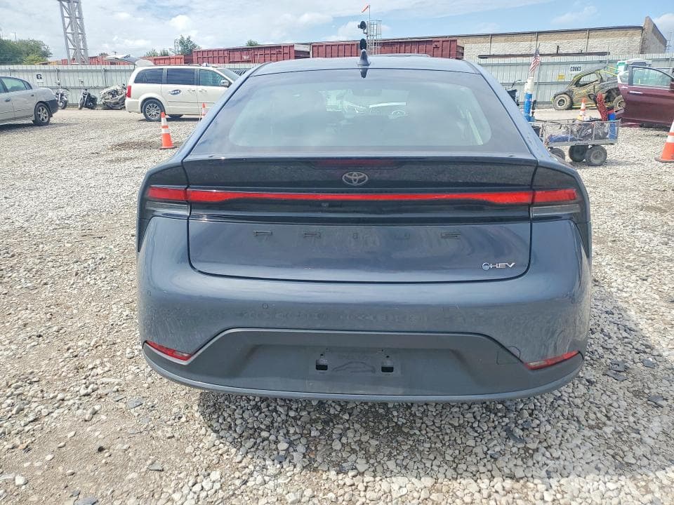 2025 TOYOTA PRIUS LE 6