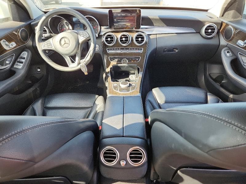 2017 MERCEDES-BENZ C 300 8