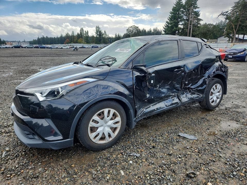2019 TOYOTA C-HR LE