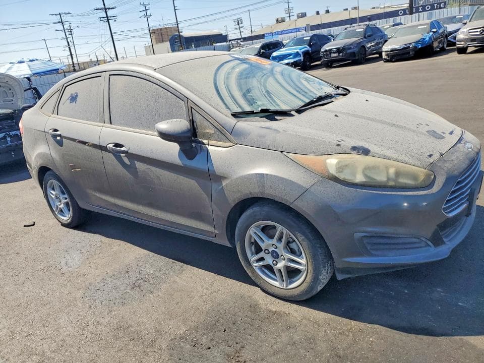 2017 FORD FIESTA SE 4