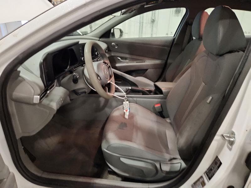 2023 HYUNDAI ELANTRA SE 7