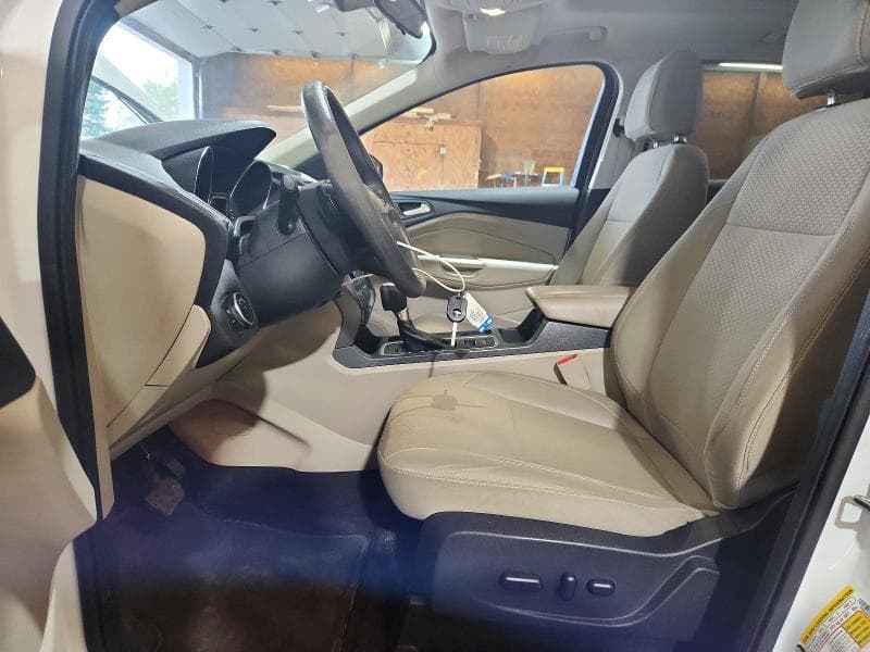 2017 FORD ESCAPE SE 7