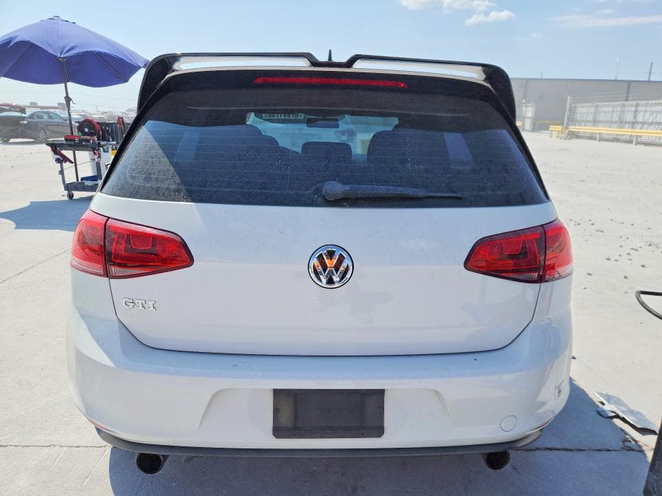 2017 VOLKSWAGEN GTI S 6
