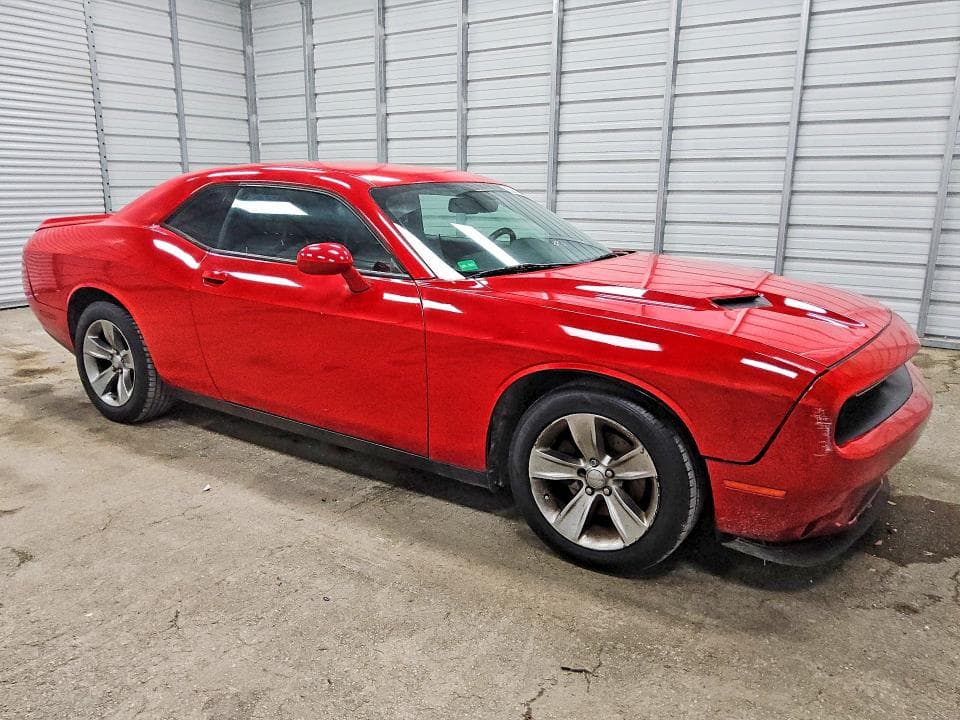 2019 DODGE CHALLENGER SXT 4