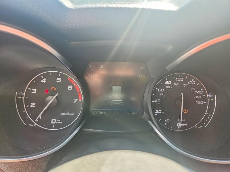 2018 ALFA ROMEO STELVIO 9