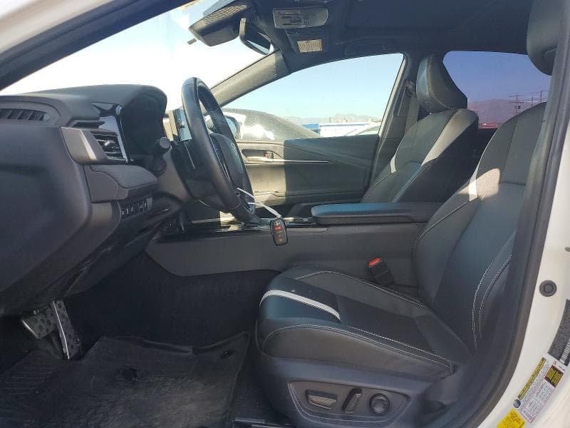 2025 TOYOTA CAMRY SE 7