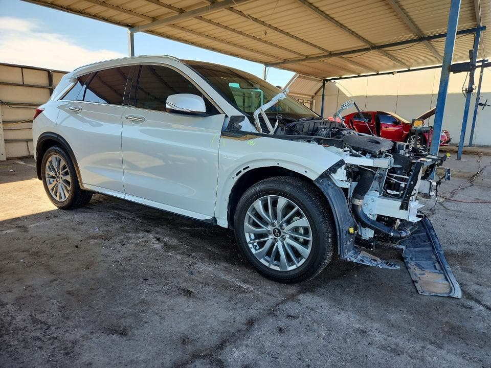 2024 INFINITI QX5 4