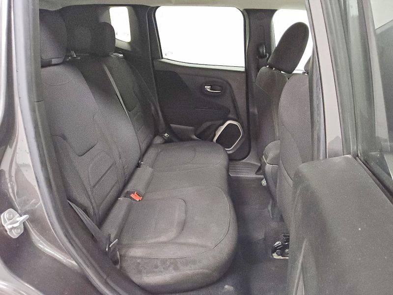 2018 JEEP RENEGADE LATITUDE 11