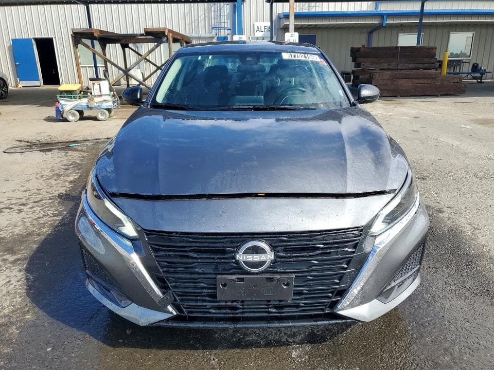 2025 NISSAN ALTIMA SV 5