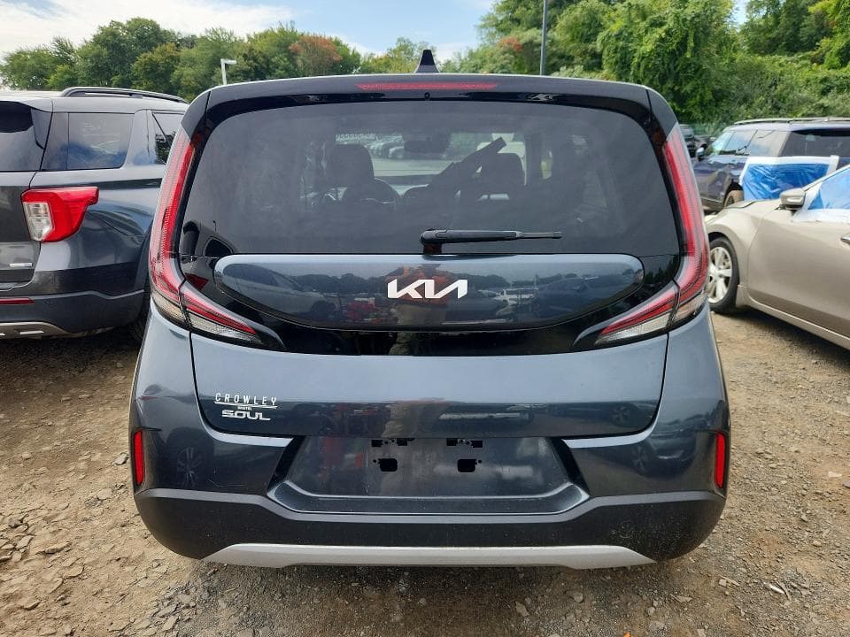 2023 KIA SOUL LX 6