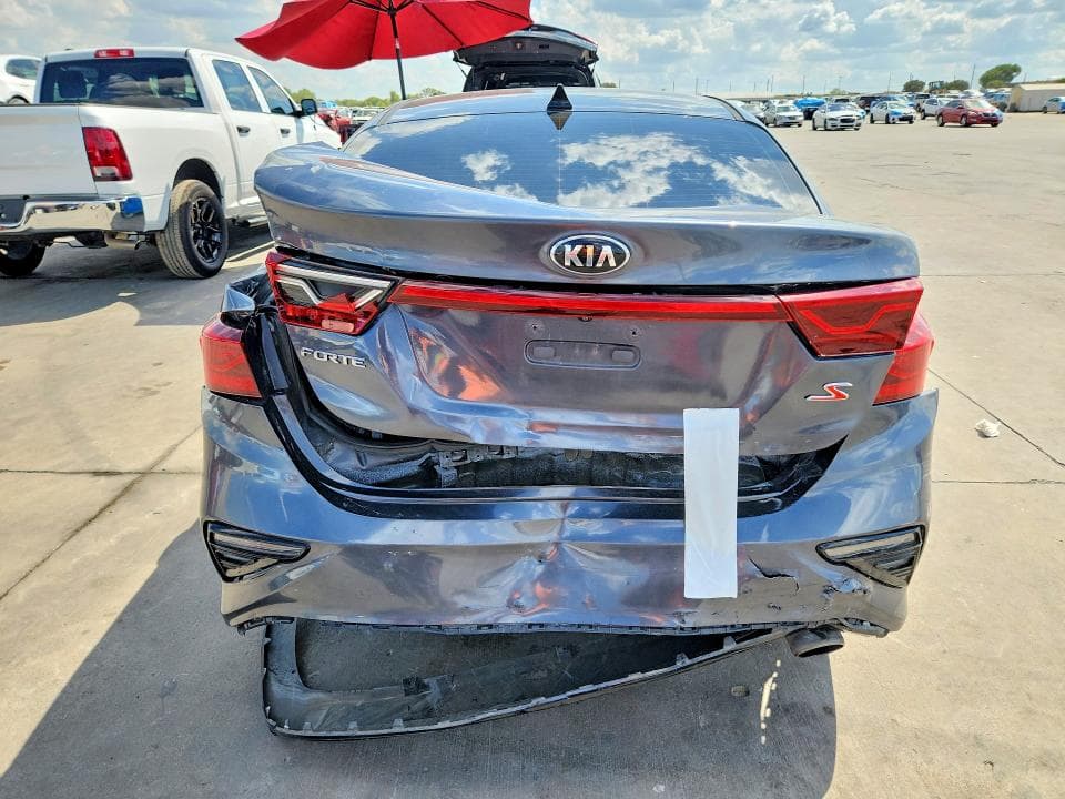 2019 KIA FORTE S 6