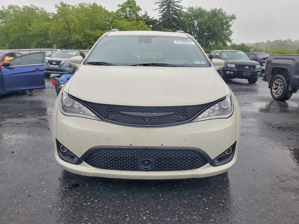 2019 CHRYSLER PACIFICA TOURING L 5