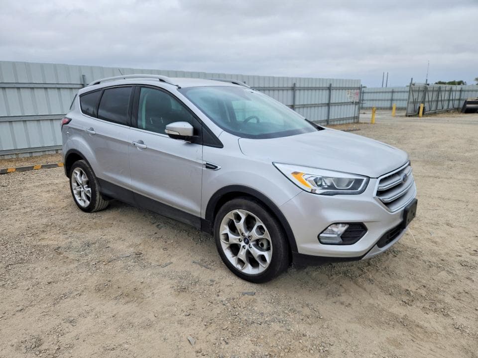 2017 FORD ESCAPE TITANIUM 4