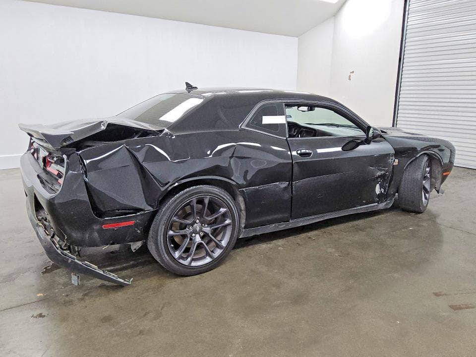 2023 DODGE CHALLENGER R/T SCAT PACK 3