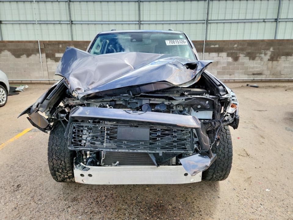 2023 TOYOTA 4RUNNER SR5 5