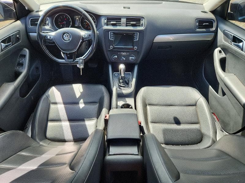2017 VOLKSWAGEN JETTA SE 8