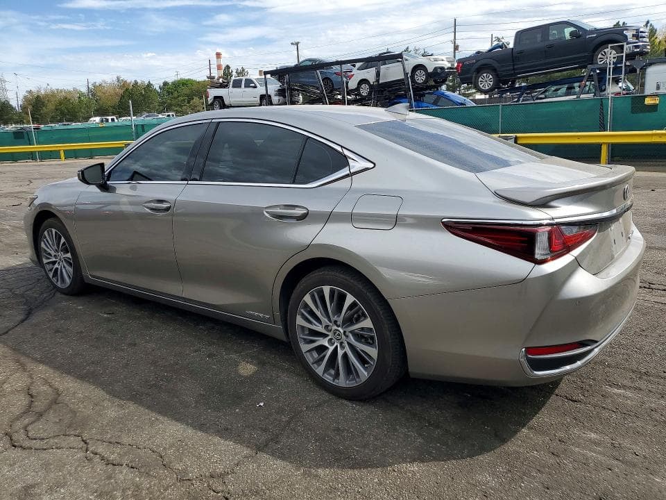 2021 LEXUS ES 300H 2