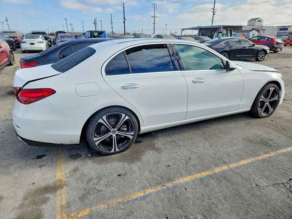 2024 MERCEDES-BENZ C 300 3