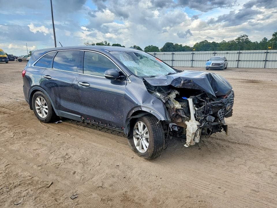 2019 KIA SORENTO LX 4
