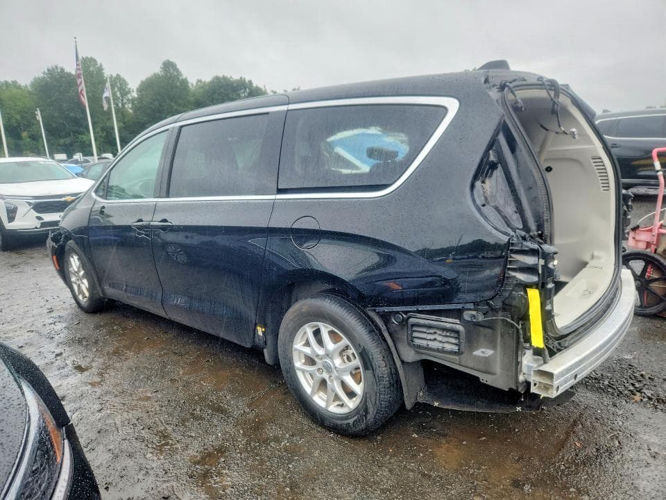 2024 CHRYSLER PACIFICA TOURING L 2