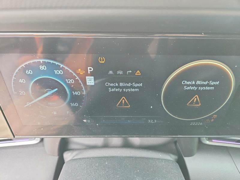 2024 HYUNDAI ELANTRA SEL 9