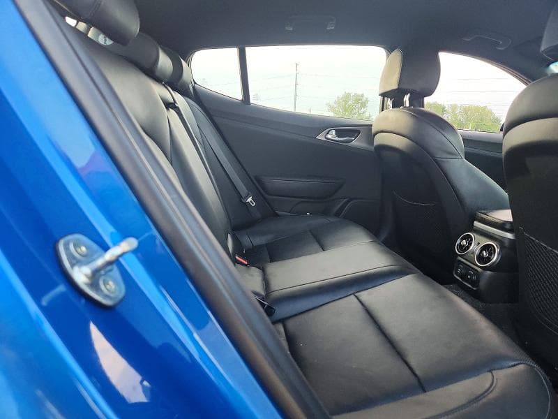 2018 KIA STINGER GT 10