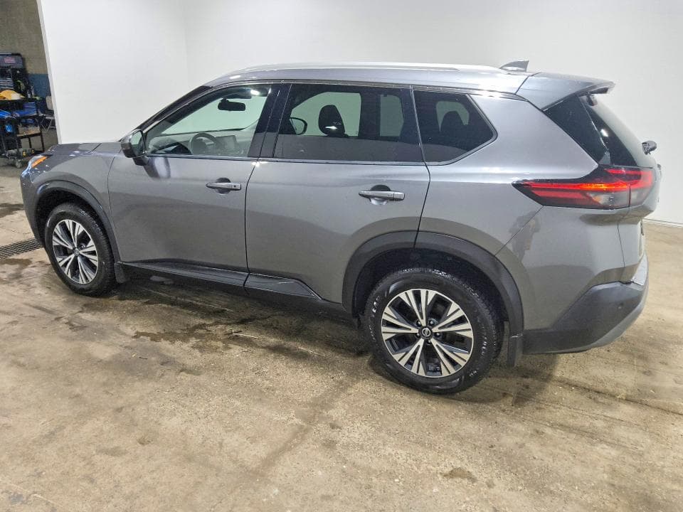 2021 NISSAN ROGUE SV 2