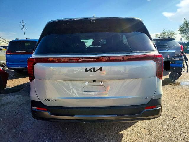 2026 KIA CARNIVAL 6