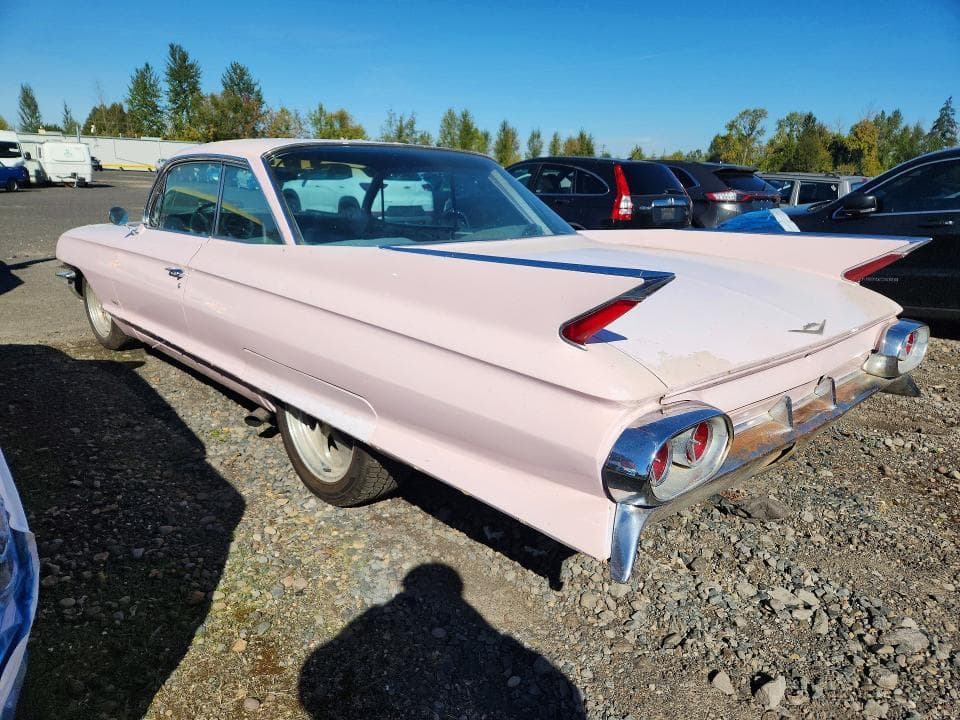 1961 CADILLAC COOP DEVILLE 2