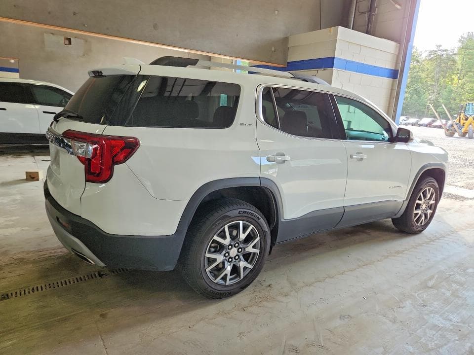2023 GMC ACADIA SLT 3