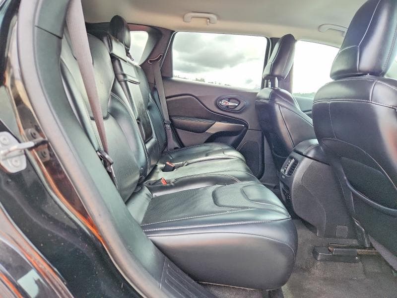 2019 JEEP CHEROKEE LIMITED 11