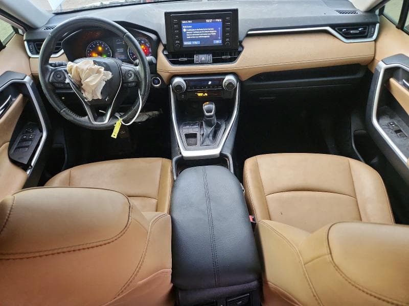 2019 TOYOTA RAV4 XLE PREMIUM 8