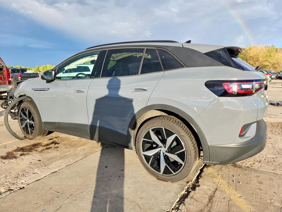2023 VOLKSWAGEN ID.4 PRO S 2