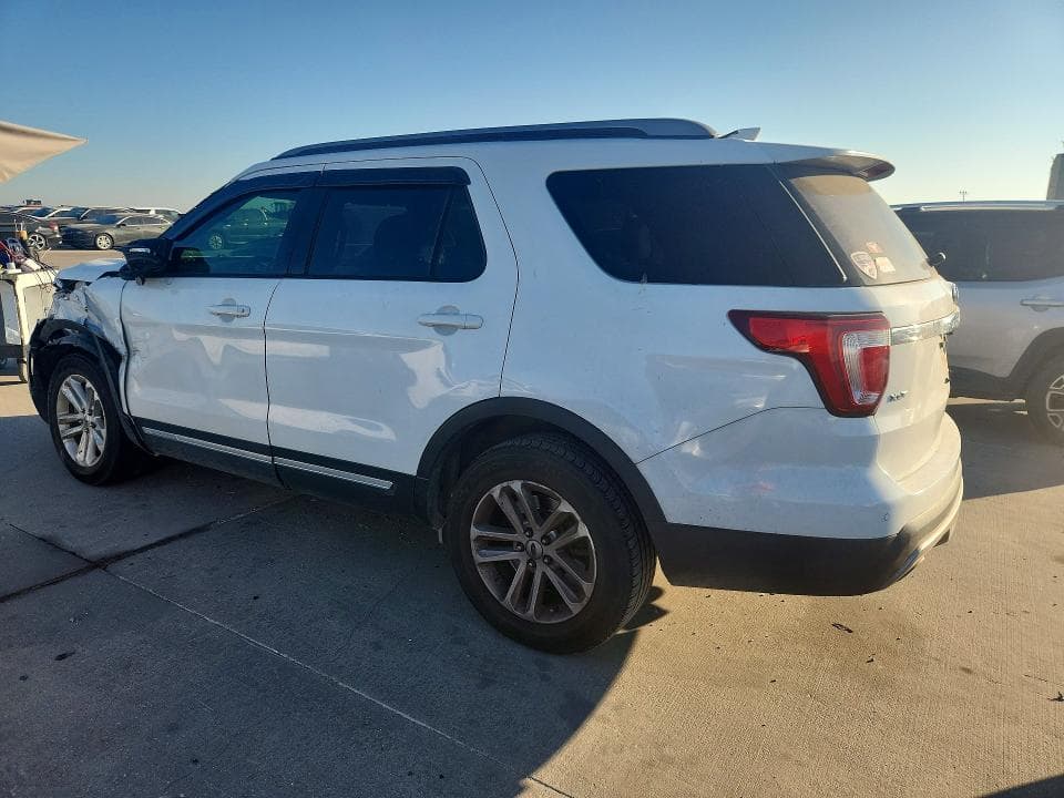 2017 FORD EXPLORER XLT 2