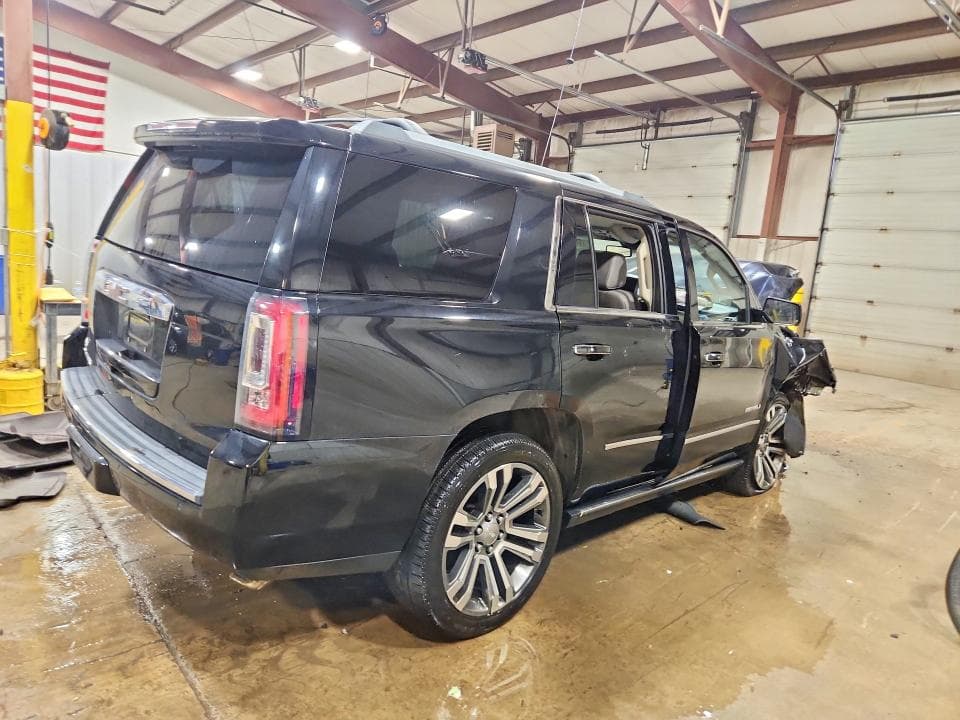 2017 GMC YUKON DENALI 3