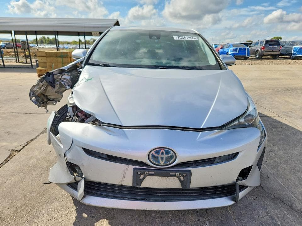 2017 TOYOTA PRIUS TWO 5