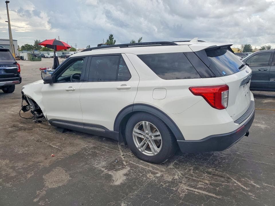 2020 FORD EXPLORER XLT 2