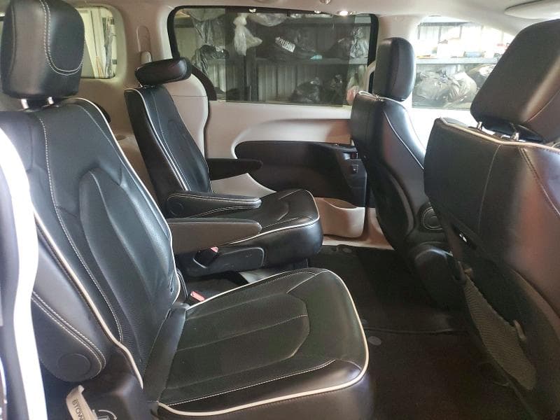 2023 CHRYSLER PACIFICA LIMITED 11