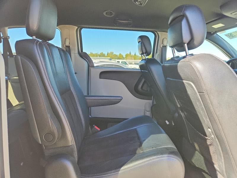 2017 DODGE GRAND CARAVAN SXT 11