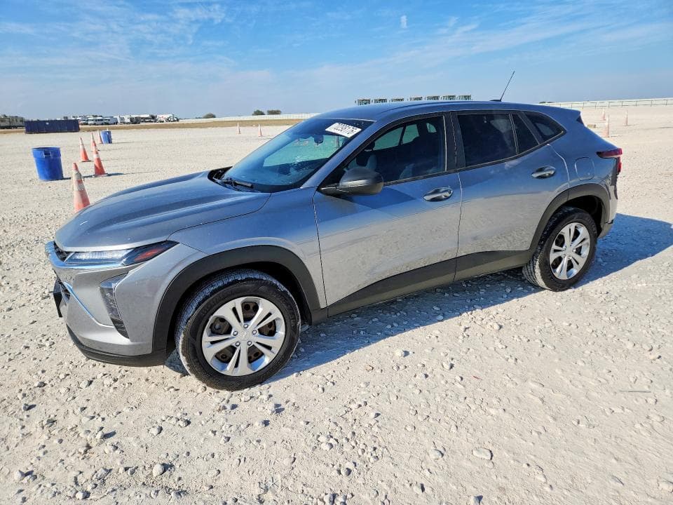 2024 CHEVROLET TRAX LS - 1