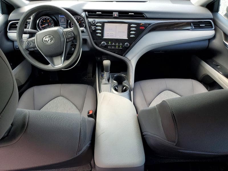 2019 TOYOTA CAMRY LE 8